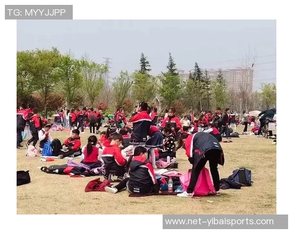 足球场上激情燃烧顺口溜带你畅享绿茵风采与快乐时光 足球场上激情燃烧顺口溜带你畅享绿茵风采与快乐时光